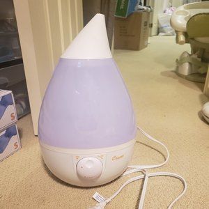 Like new! Crane cool mist humidifier